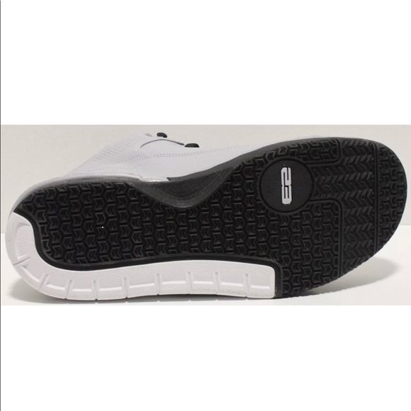 Jordan Ol' School Low Wolf Grey Black Basketball - Picture 4 of 5